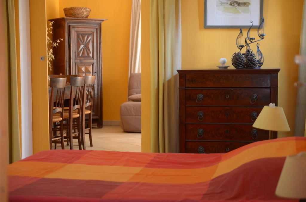 Villa Le Petit Bacalan Mormoiron Zimmer foto